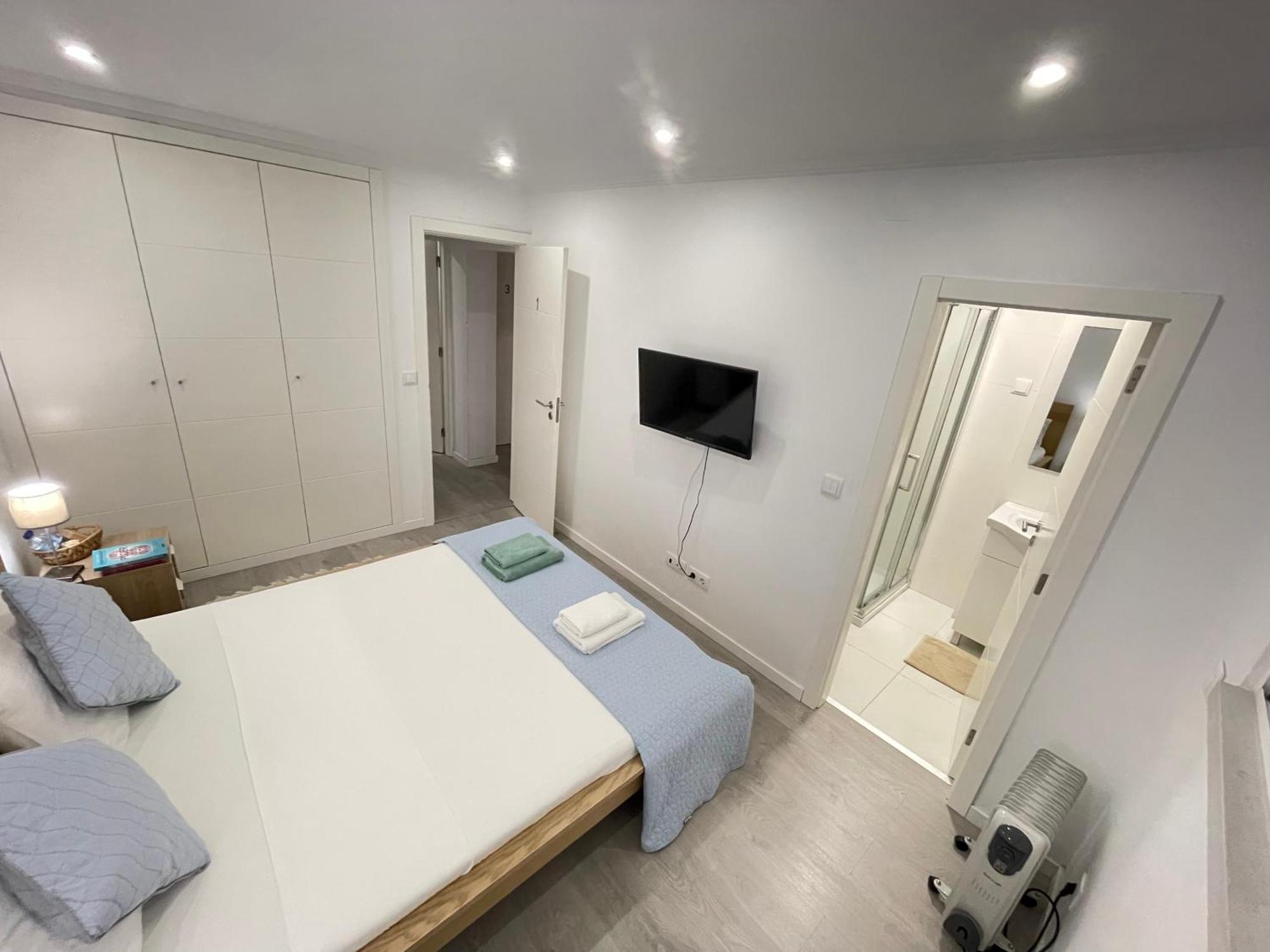 Airport Room Lisbon Bagian luar foto