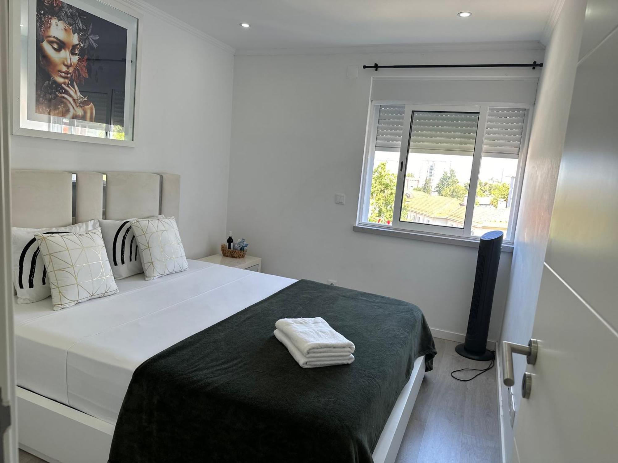 Airport Room Lisbon Bagian luar foto